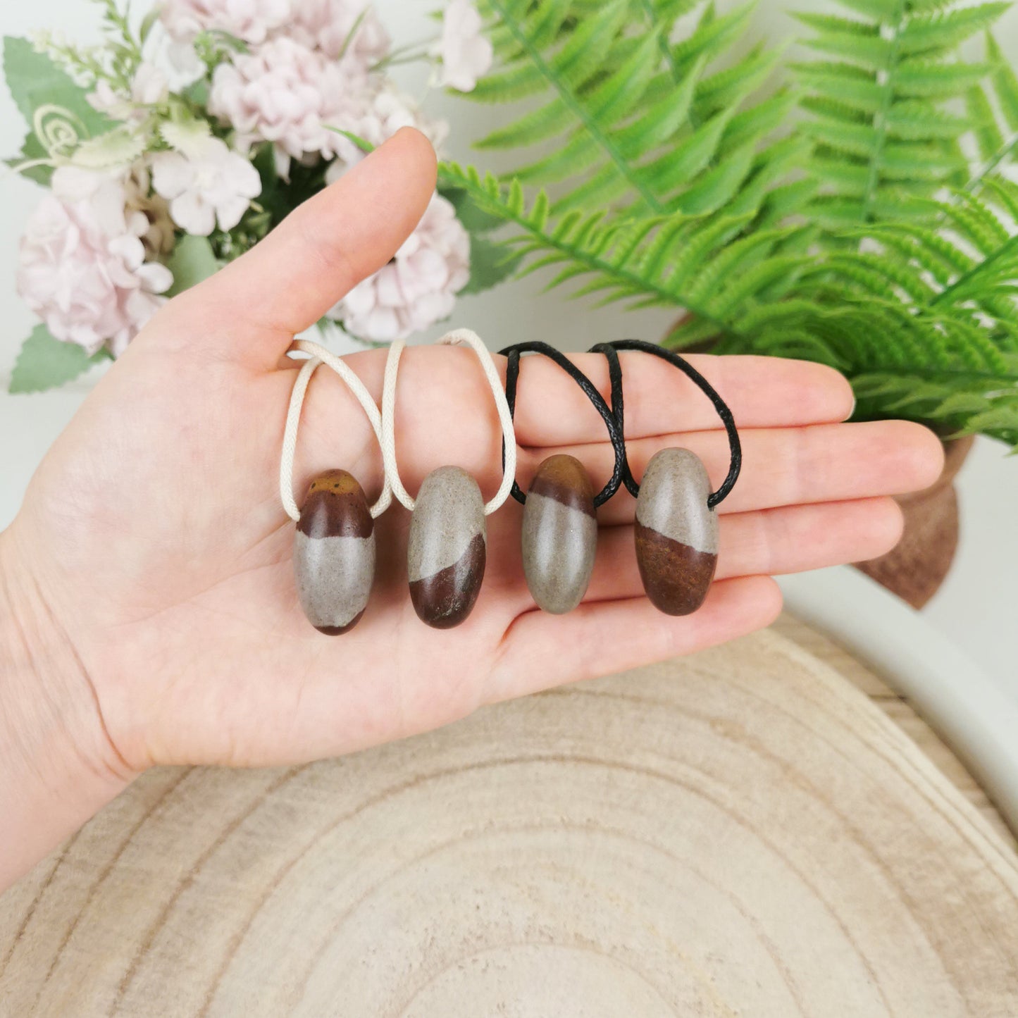 Shiva Lingam Kette