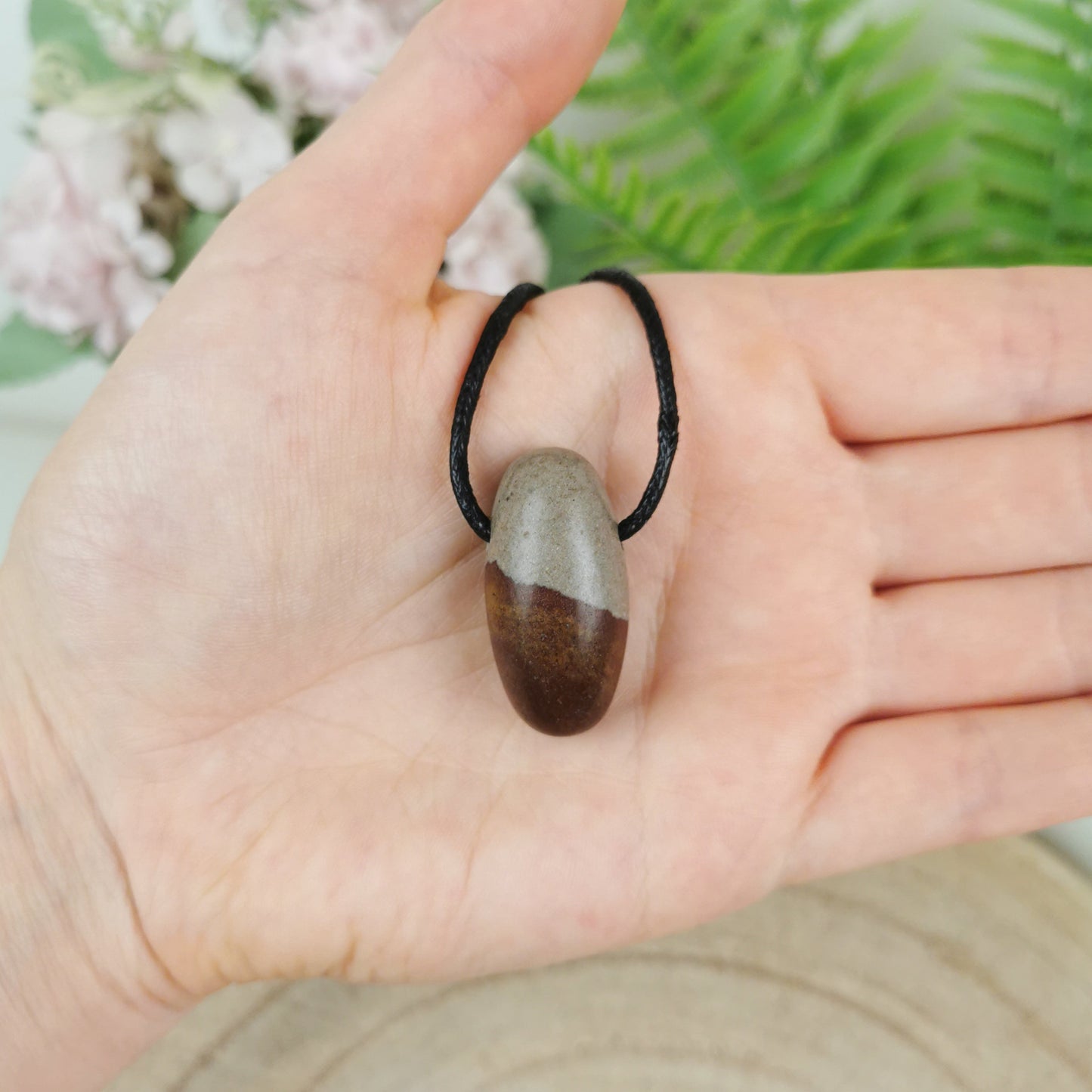 Shiva Lingam Kette