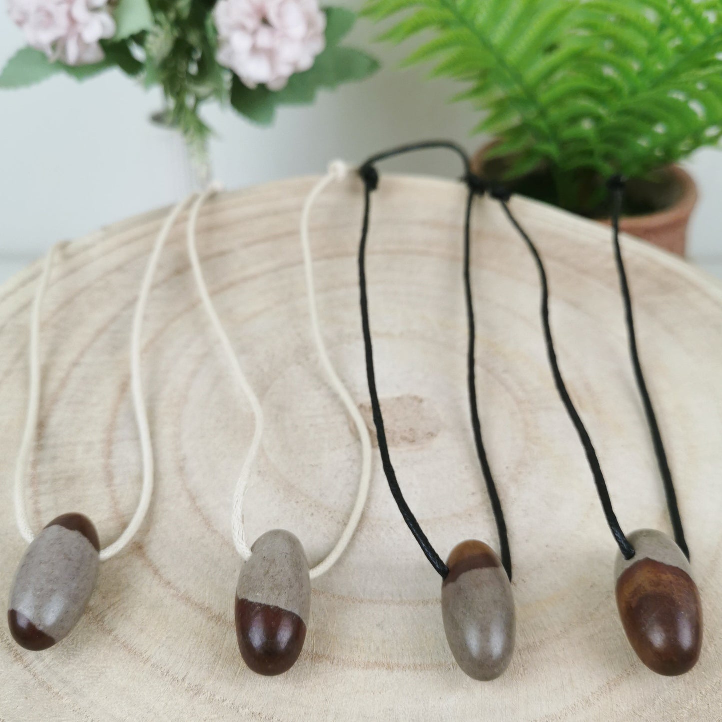 Shiva Lingam Kette