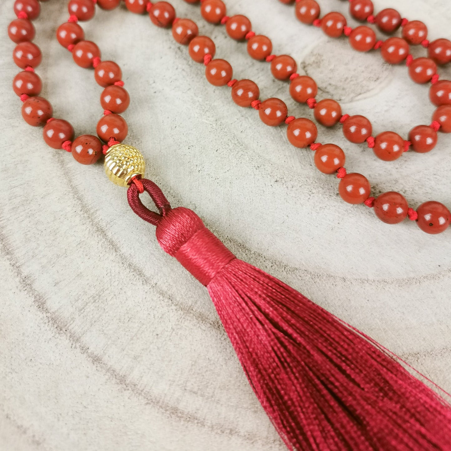 Roter Japis Mala Kette