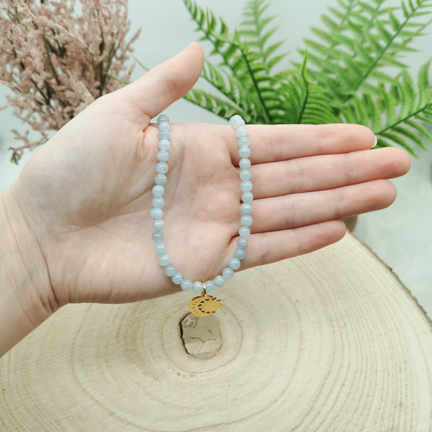 Aquamarin Kette mit Mond Anhänger