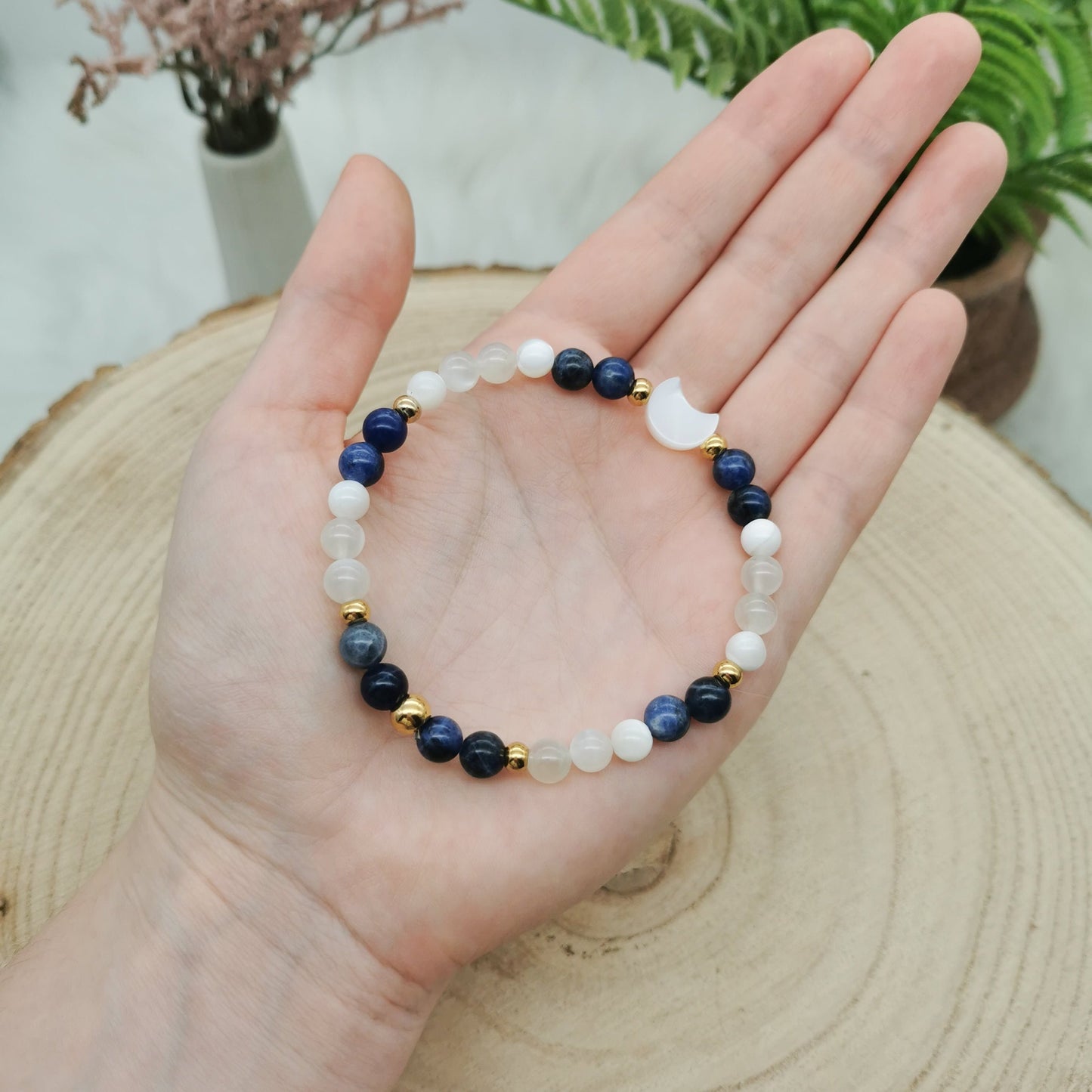 Sodalith-Mondstein-Perlmutt Armband mit Perlmutt Mond