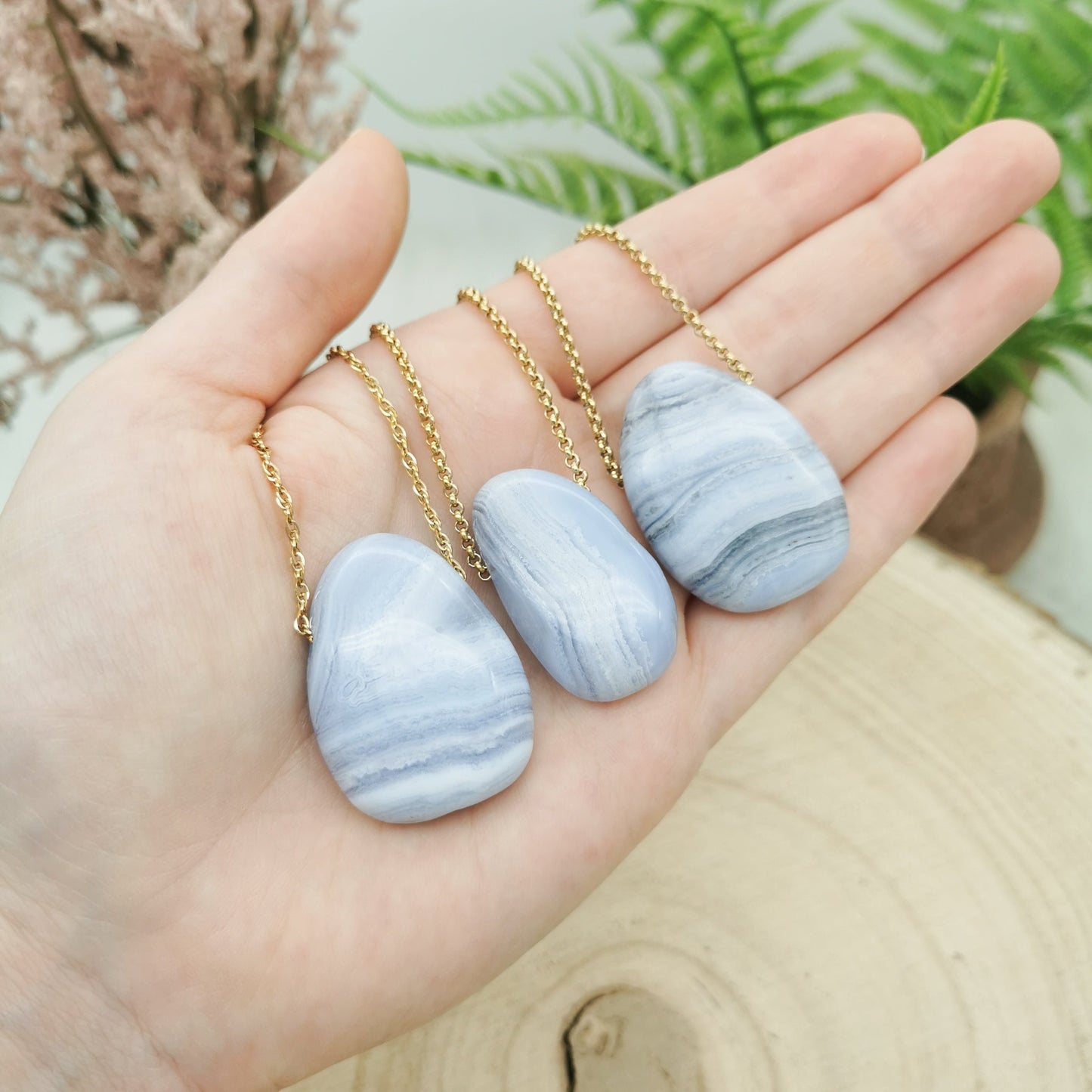 Blauer Chalcedon Kette